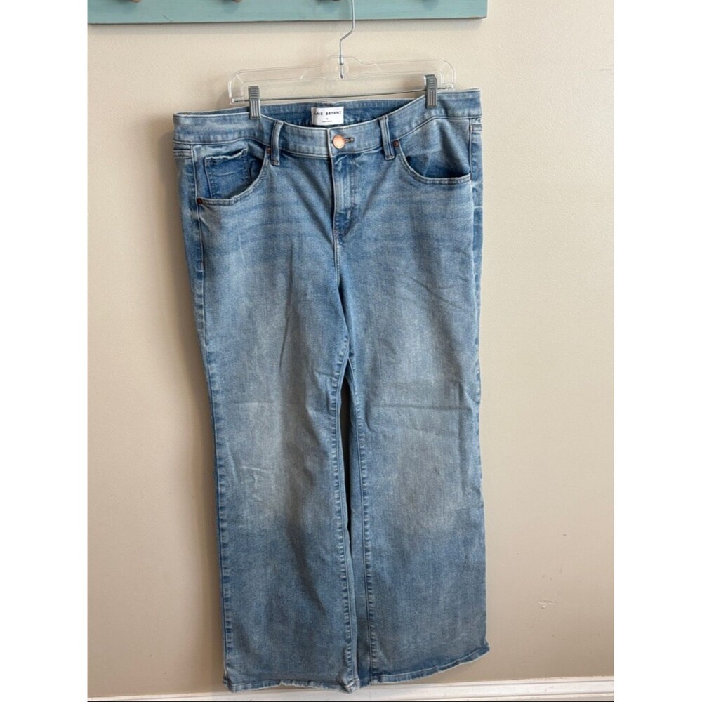 Lane Bryant Light Blue mid rise boot Jeans size 18